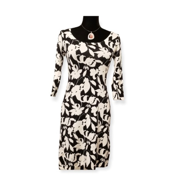 Ann Taylor Dresses & Skirts - Ann Taylor Sweater Dress